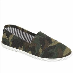 Camo shoes